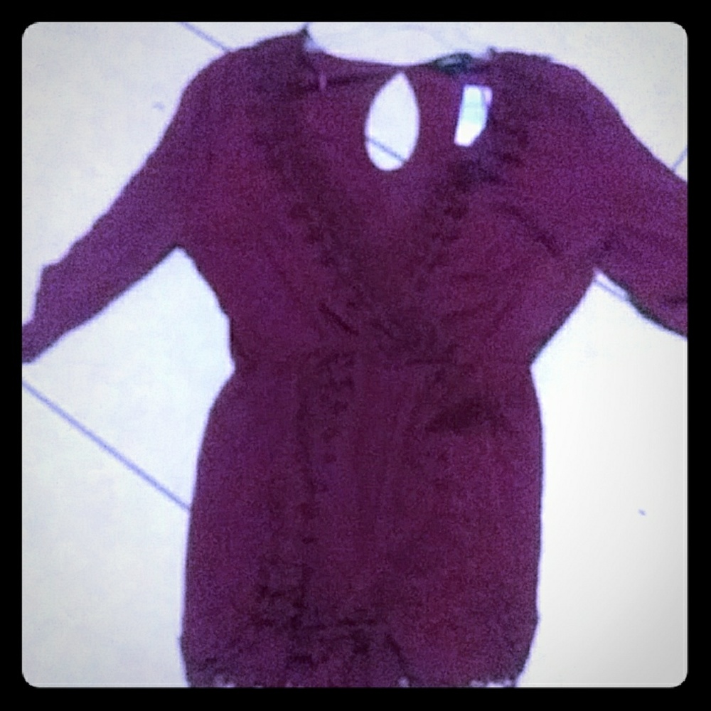 A maroon Rommper